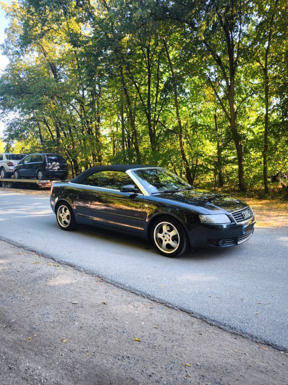 Schwarz Gebraucht 2002 Audi A4 Cabriolet Cabrio | 2.200 € (Fairer Preis) - Bild 1/4