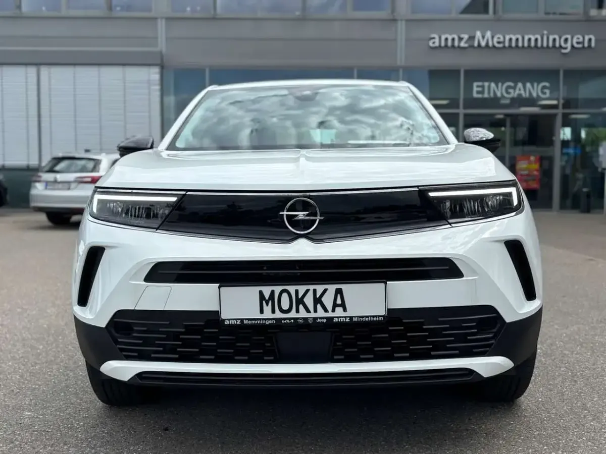 Używany Opel Mokka-e Elegance 100 kW (136 KM) 2025 Biały SUV