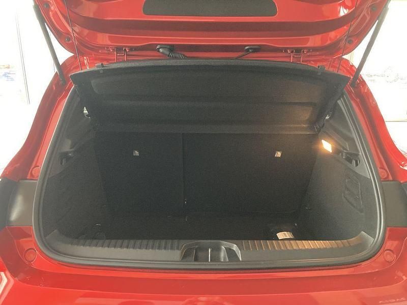 Gebraucht Renault Clio V Evolution 101 PS (74 kW) 2024 Rot Limousine