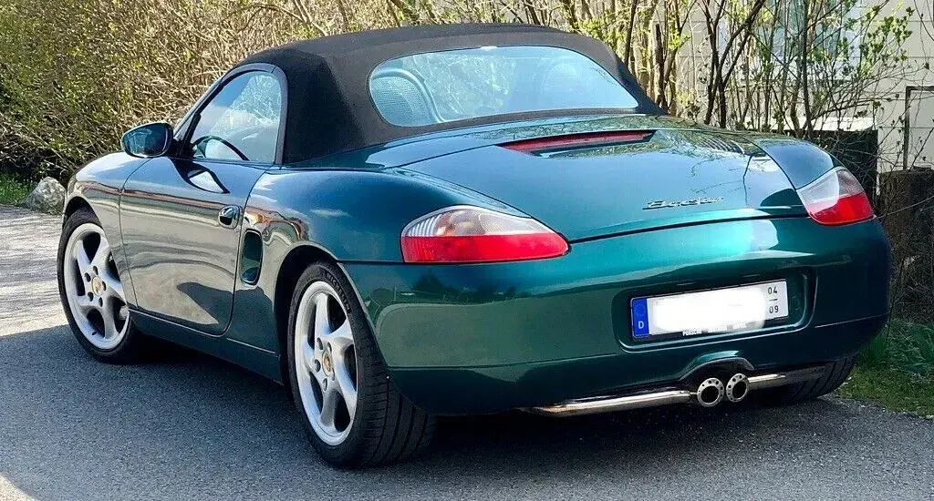 Second-hand Porsche Boxster 220 CP (161 kW) 2000 Verde Cabrio