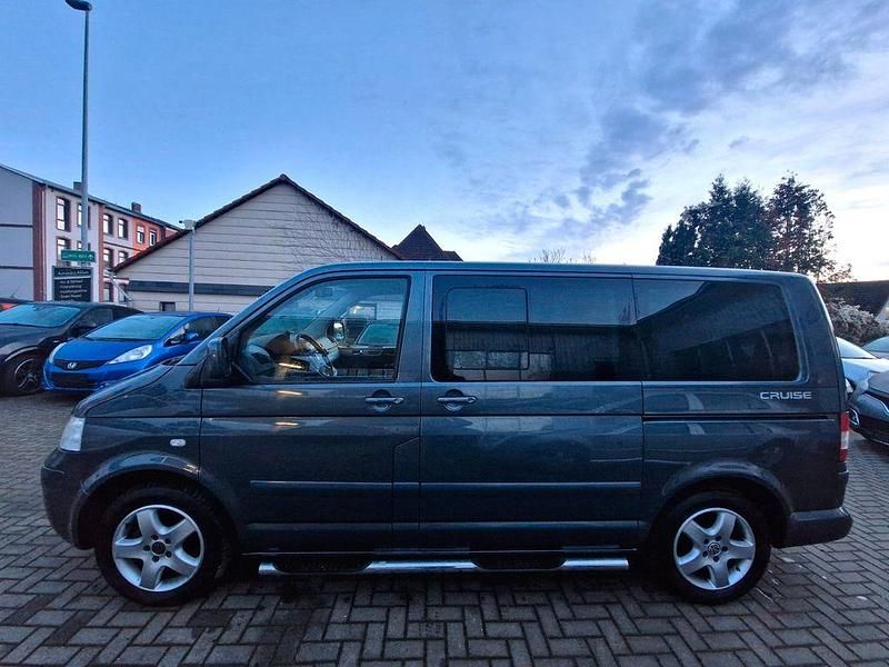 Gebraucht VW Multivan Comfortline 174 PS (127 kW) 2005 Grau Van