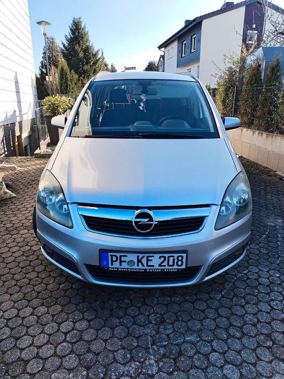 Silber Gebraucht 2007 Opel Zafira Van / Kleinbus | 1.299 € (Superpreis) - Bild 1/4