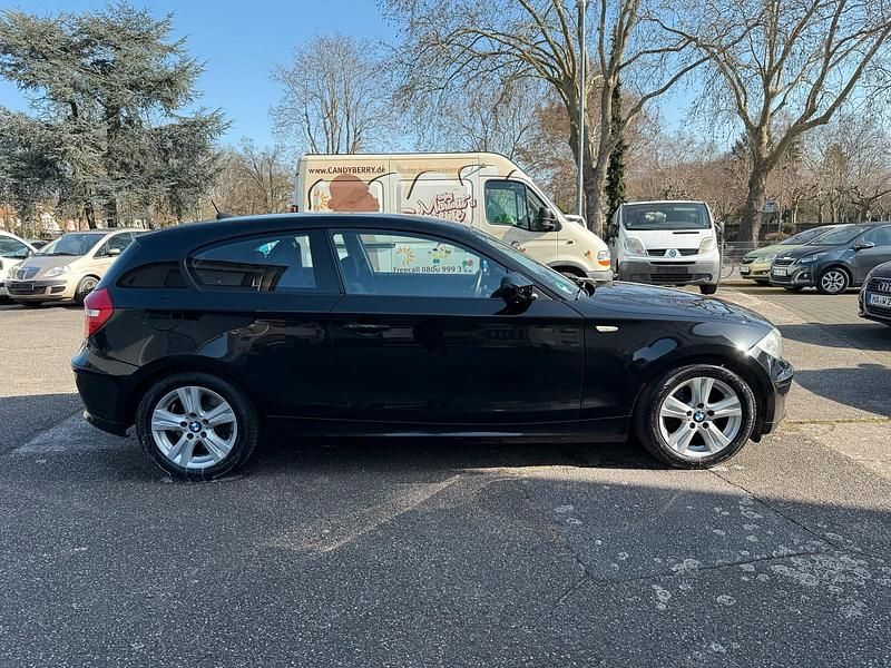 Gebraucht BMW 118 Coupé 143 PS (105 kW) 2011 Schwarz Coupé