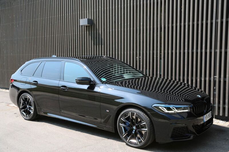 Gebraucht BMW 540 M Sport 340 PS (250 kW) 2023 Schwarz Kombi