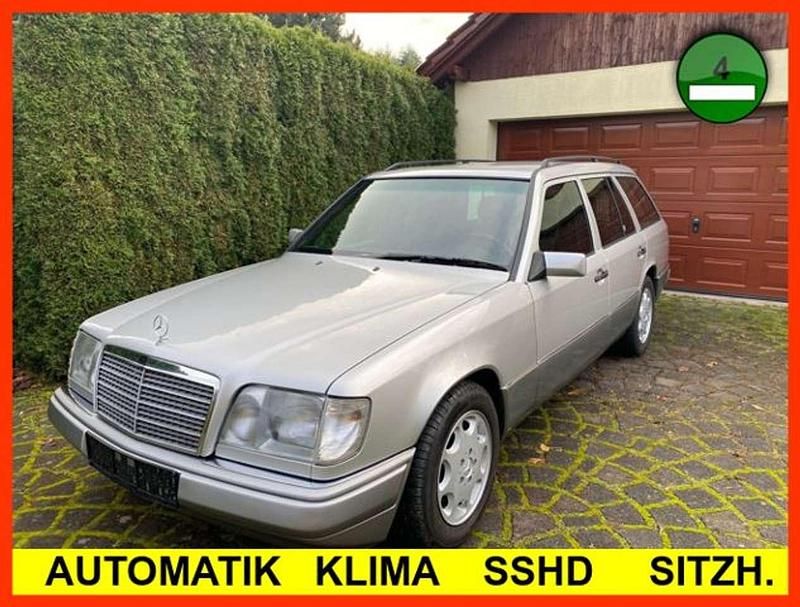 Gebraucht Mercedes E200 136 PS (100 kW) 1995 Silber Kombi