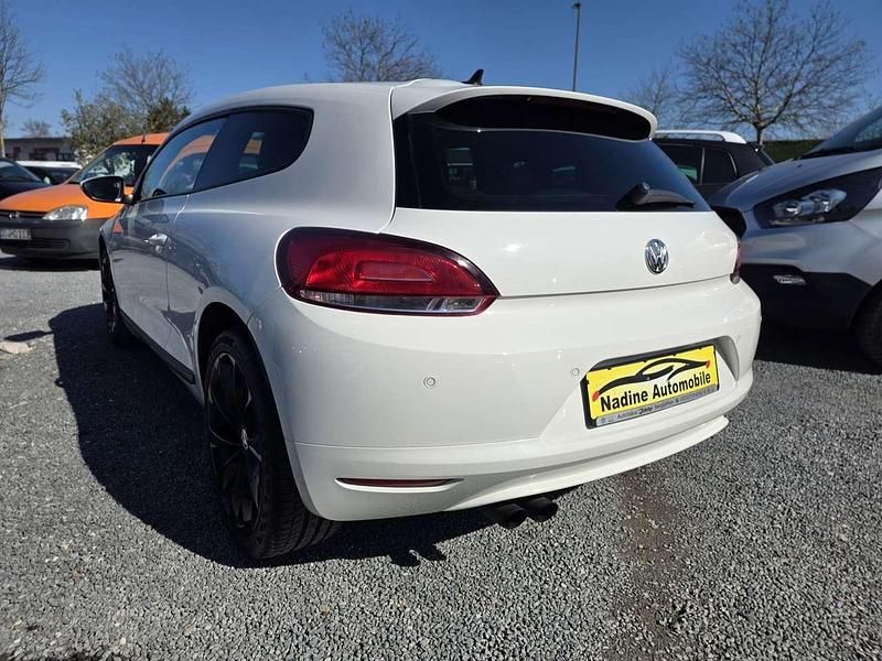 Gebraucht VW Scirocco 160 PS (117 kW) 2009 Candyweiß Coupé