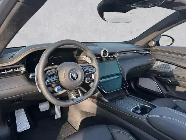 Gebraucht Maserati GranCabrio 549 PS (403 kW) 2025 Nero assoluto Cabrio