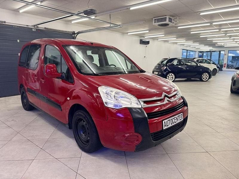 Gebraucht Citroën Berlingo 90 PS (66 kW) 2010 Rot Van / Kleinbus