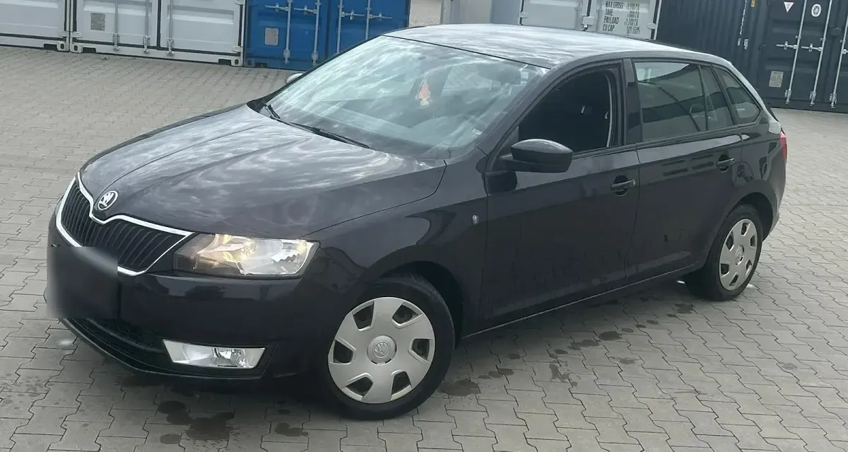 Gebraucht Skoda Rapid Active 90 PS (66 kW) 2014 Schwarz Kleinwagen