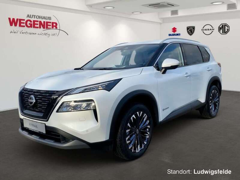 Pearl white Neu 2024 Nissan X-Trail 360º SUV | 44.990 € - Bild 1/4