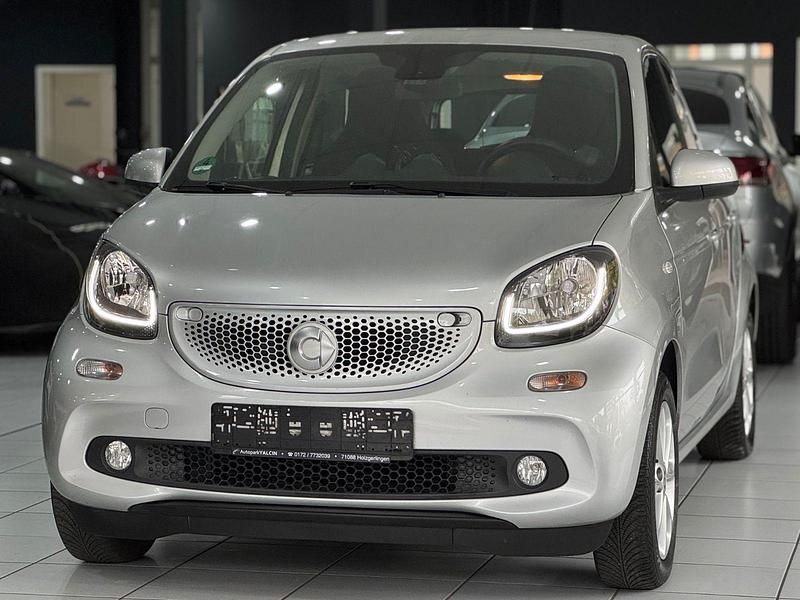 Silber Gebraucht 2016 Smart ForFour Passion Kleinwagen | 9.950 € (Fairer Preis) - Bild 1/4