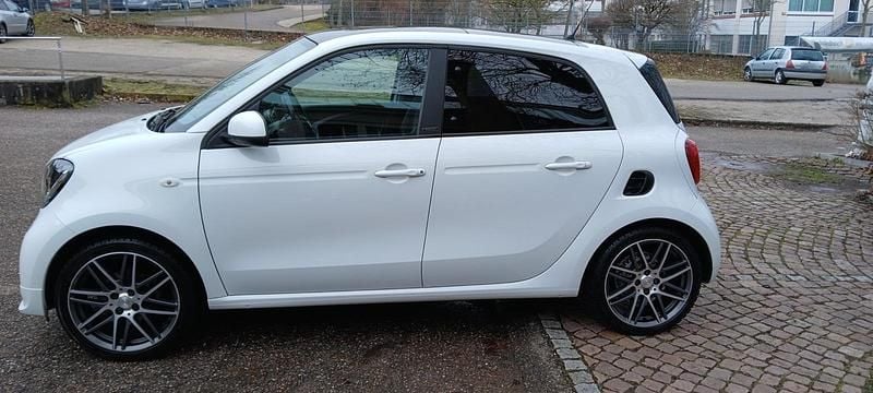 Gebraucht Smart ForFour Brabus 109 PS (80 kW) 2018 Weiß Kleinwagen