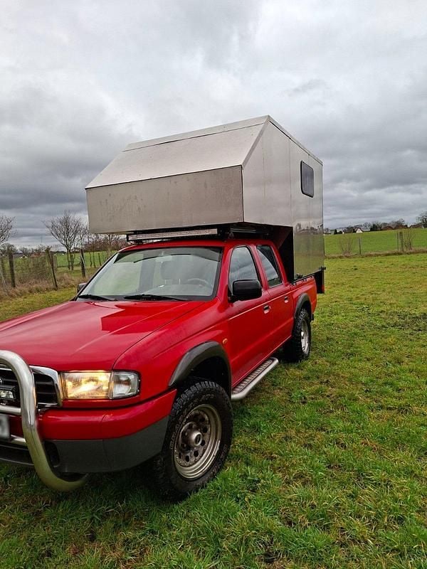 Gebraucht Mazda B Series 109 PS (80 kW) 2001 Rot Pickup