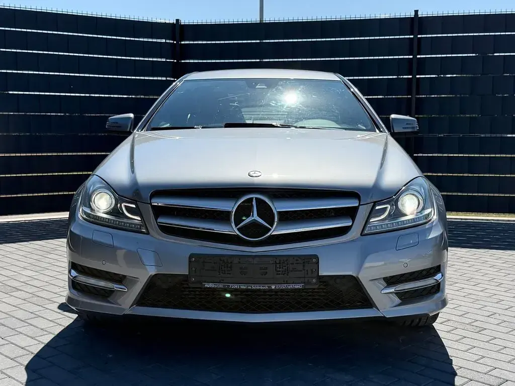 Gebraucht Mercedes C250 AMG 204 PS (150 kW) 2012 Silber Coupé
