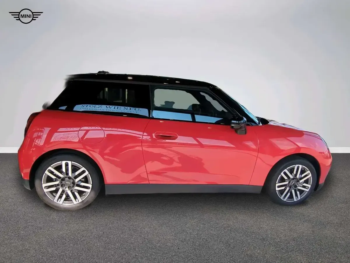 Gebraucht Mini Cooper SE Classic 160 kW (218 PS) 2025 Rot Kleinwagen