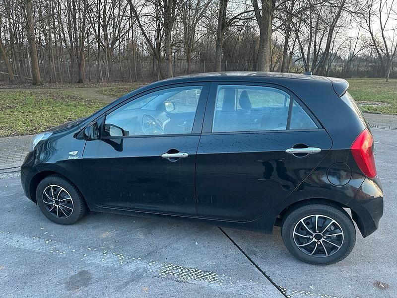 Gebraucht Kia Picanto 69 PS (50 kW) 2012 Schwarz Kleinwagen