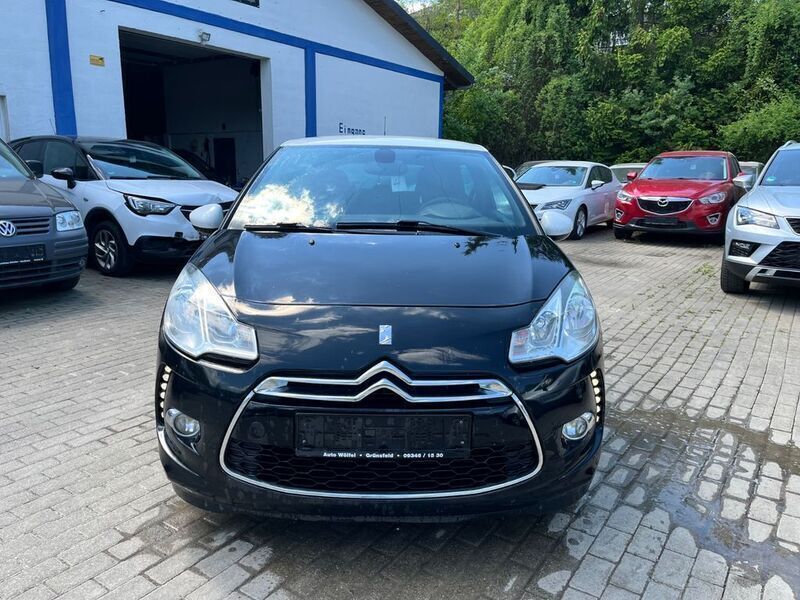 Weiß Gebraucht 2011 Citroën DS3 Sport Chic Limousine | 4.499 € (Fairer Preis) - Bild 1/4
