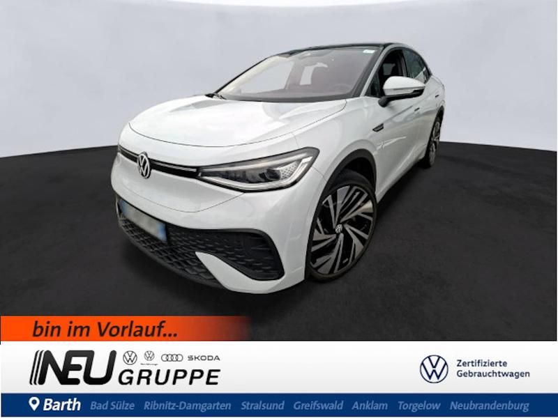 Gebraucht VW ID.5 Pro Performance 150 kW (204 PS) 2023 Gletscherweiß schwarz (metallic) SUV