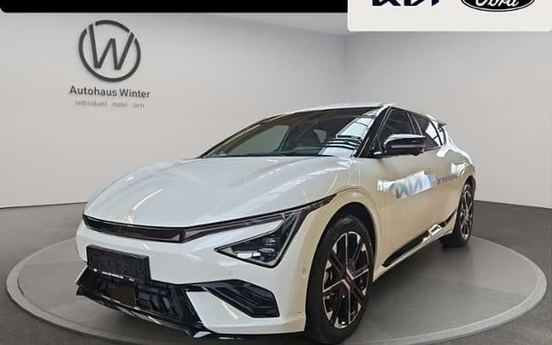 Weiß Gebraucht 2025 Kia EV6 2 SUV | 55.497 € (Etwas zu teuer) - Bild 1/4