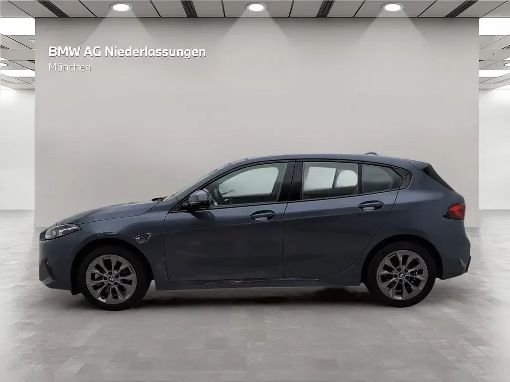 Gebraucht BMW 118 Shadowline 150 PS (110 kW) 2025 Grau Kleinwagen