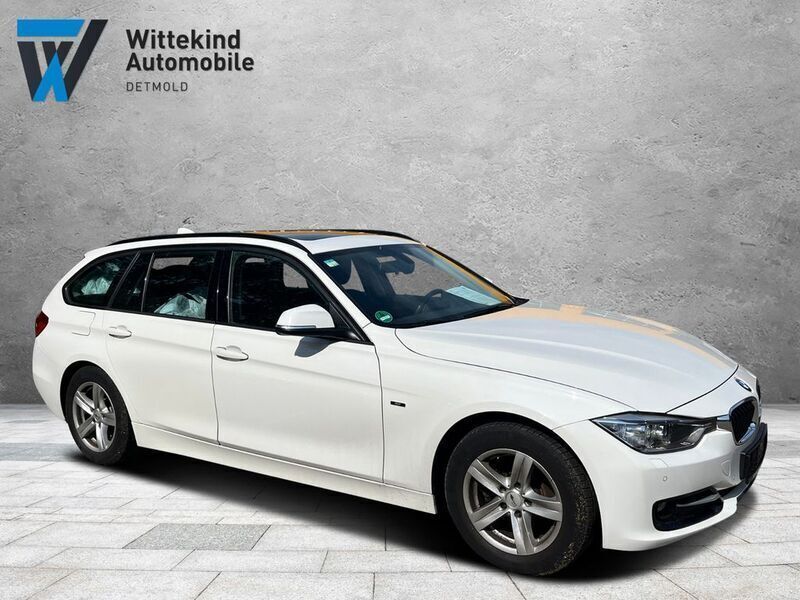 Weiß Gebraucht 2014 BMW 318 Sport Line Kombi | 7.999 € (Guter Preis) - Bild 1/4