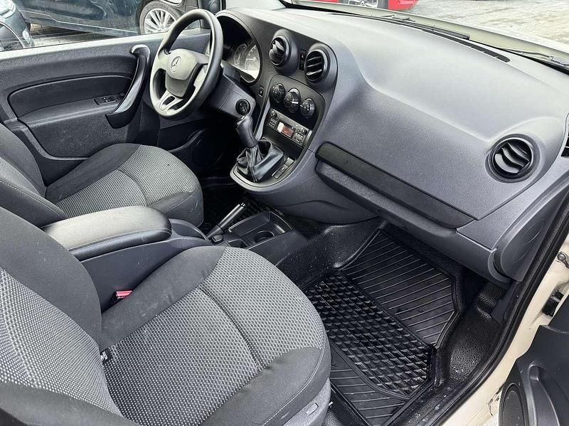 Gebraucht Mercedes Citan 109 90 PS (66 kW) 2016 Kieselgrau Van / Kleinbus