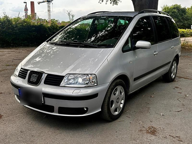Silber Gebraucht 2001 VW Sharan Van / Kleinbus | 2.500 € (Etwas zu teuer) - Bild 1/4