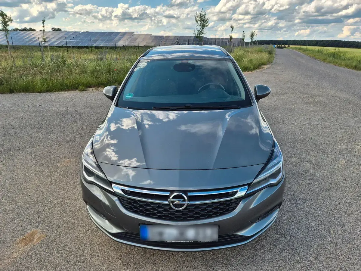 Gebraucht Opel Astra 105 PS (77 kW) 2017 Grau Kombi