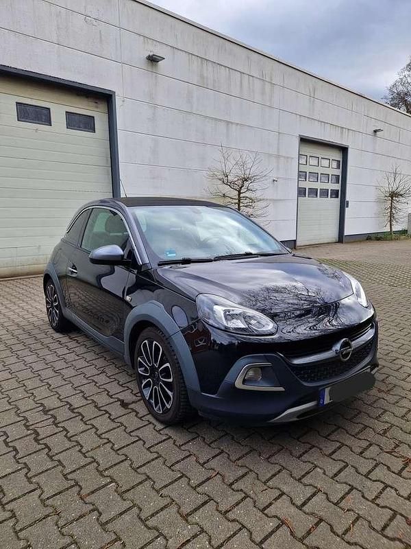 Gebraucht Opel Adam Rocks 116 PS (85 kW) 2016 Schwarz Kleinwagen