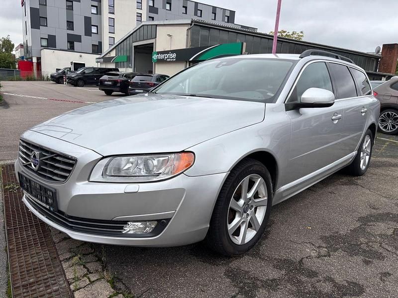 Silber Gebraucht 2014 Volvo V70 Momentum Kombi | 9.900 € (Fairer Preis) - Bild 1/4