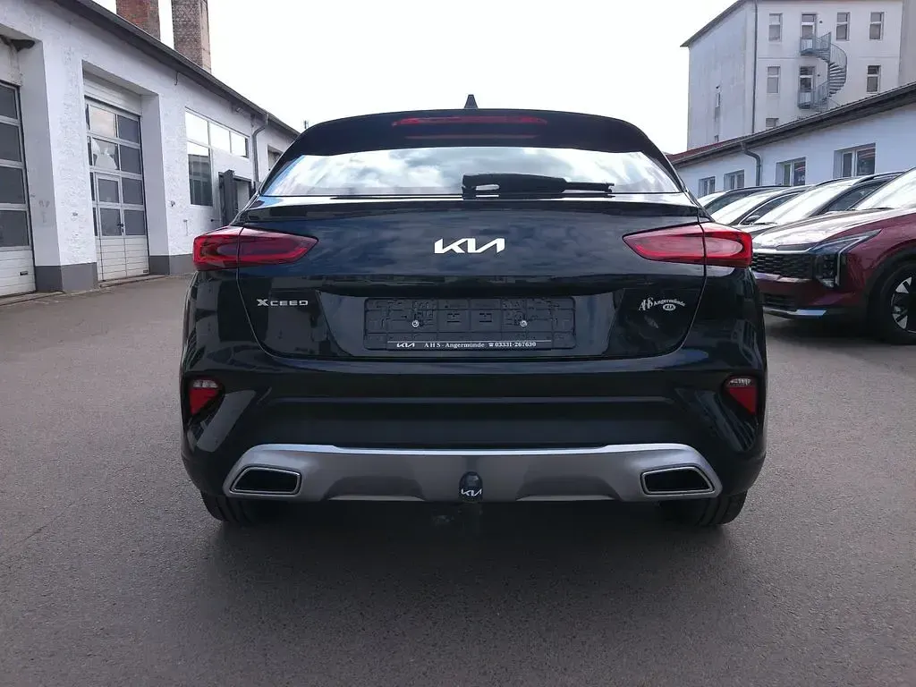 Gebraucht Kia XCeed 160 PS (117 kW) 2022 Schwarz SUV