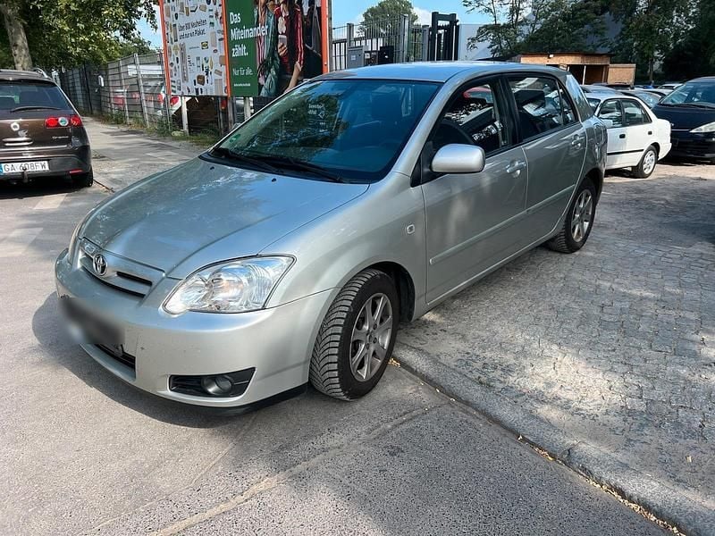 Silber Gebraucht 2004 Toyota Corolla Kleinwagen | 2.799 € (Guter Preis) - Bild 1/4