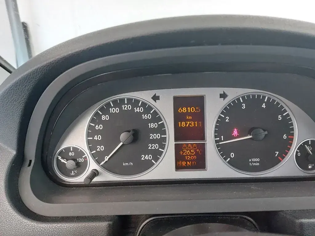 Gebraucht Mercedes B150 95 PS (69 kW) 2007 Schwarz Van / Kleinbus