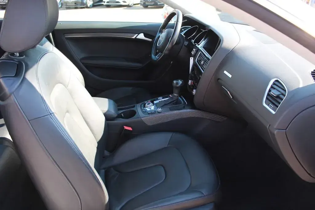 Używany Audi A5 S-Line 177 KM (130 kW) 2014 Biały Coupe