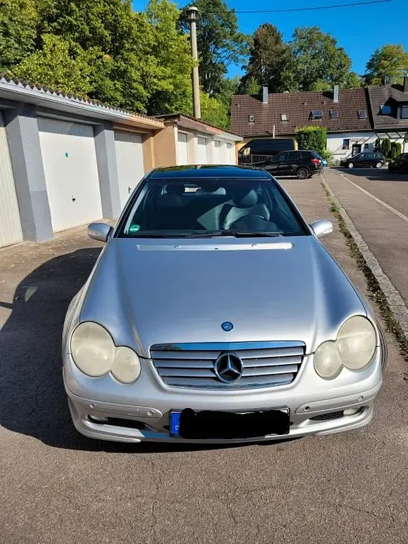 Gebraucht Mercedes CL200 163 PS (119 kW) 2003 Silber Coupé