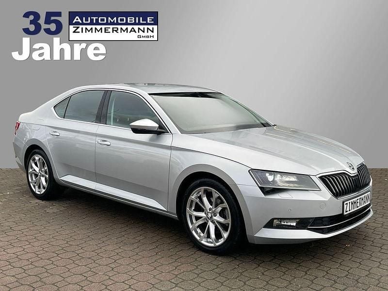 Gebraucht Skoda Superb Style 150 PS (110 kW) 2019 Brilliantsilber metallic (metallic) Limousine