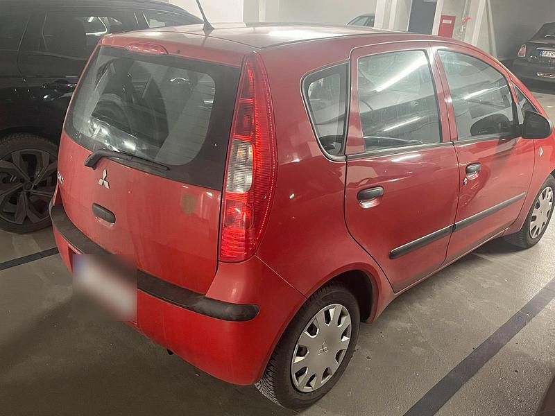 Gebraucht Mitsubishi Colt 75 PS (55 kW) 2004 Rot Kleinwagen