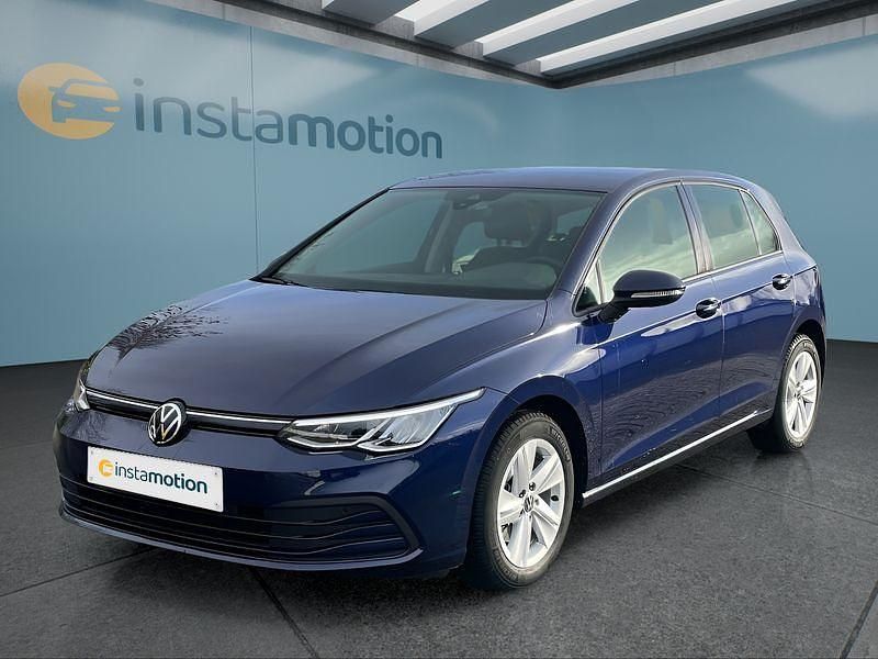 Blau Gebraucht 2023 VW Golf VIII Kleinwagen | 20.999 € (Guter Preis) - Bild 1/4