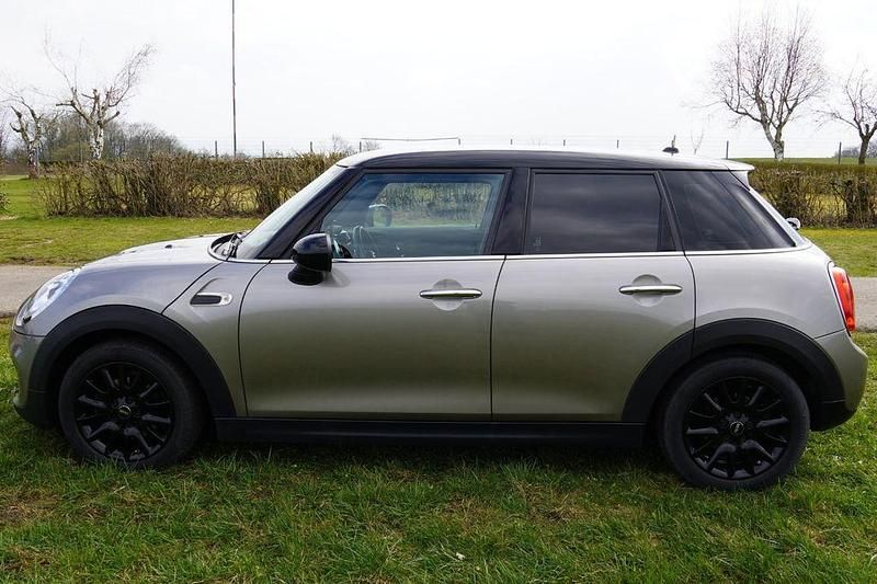Gebraucht Mini Cooper 136 PS (100 kW) 2018 Silber Kleinwagen