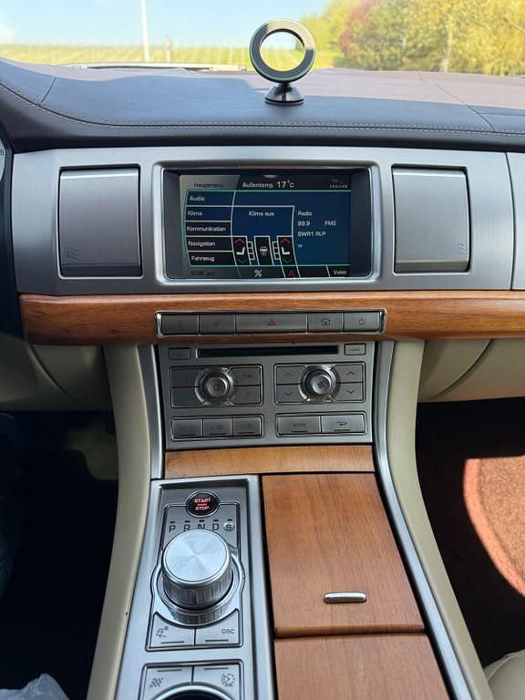 Gebraucht Jaguar XF Portfolio 385 PS (283 kW) 2010 Schwarz Limousine