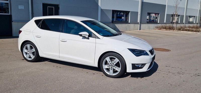 Gebraucht Seat Leon FR 179 PS (131 kW) 2016 Weiß Limousine