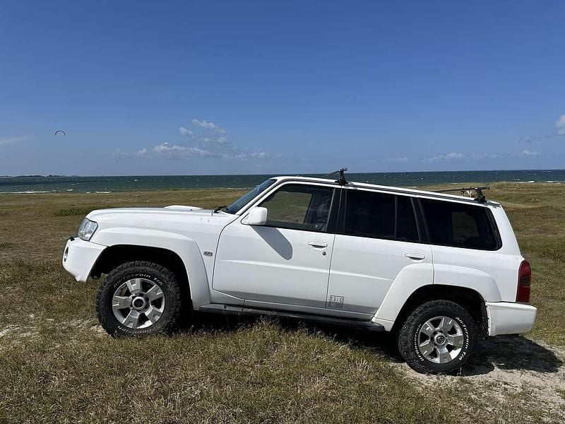 Gebraucht 2007 Nissan Patrol SUV | 13.500 € - Bild 1/4