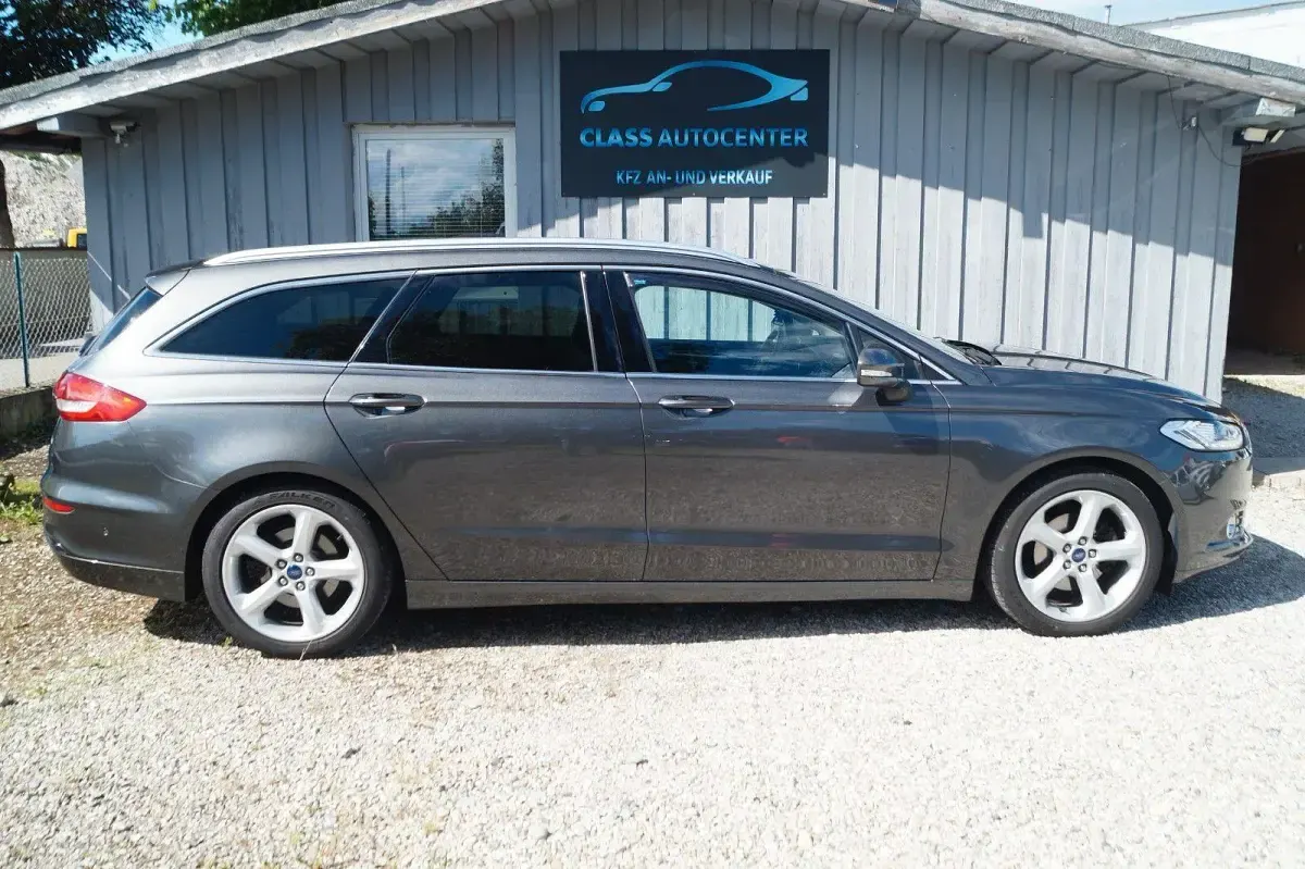 Gebraucht Ford Mondeo Titanium 165 PS (121 kW) 2018 Magnetic Kombi