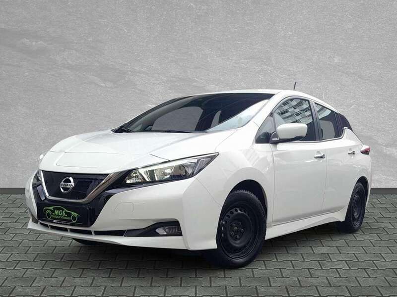 Arctic solid white Gebraucht 2022 Nissan Leaf Acenta Kleinwagen | 16.850 € (Fairer Preis) - Bild 1/4