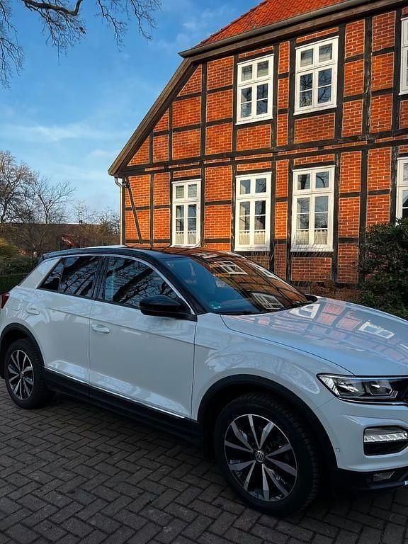 Weiß Gebraucht 2019 VW T-Roc SUV | 20.500 € (Guter Preis) - Bild 1/4