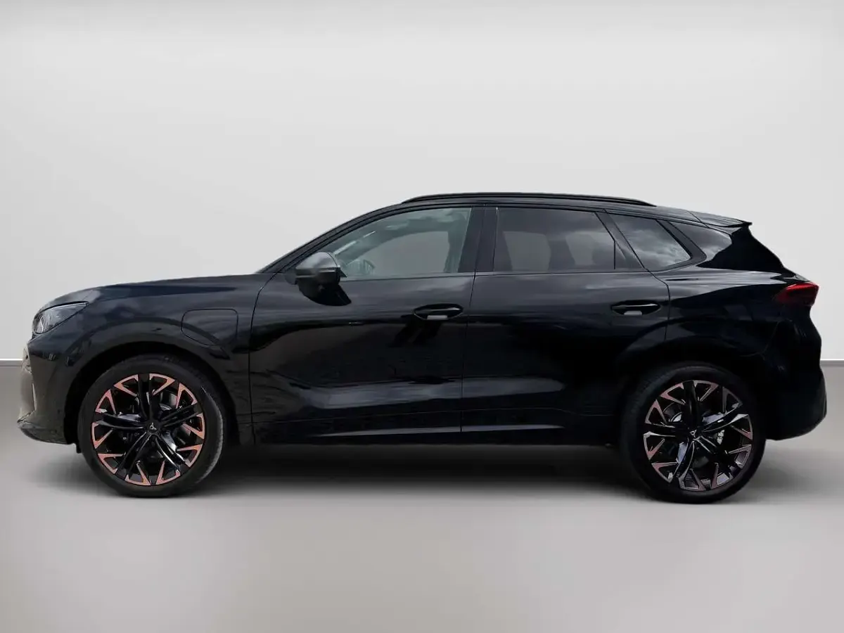 Neu Cupra Terramar VZ2 272 PS (200 kW) 2026 Midnight schwarz SUV