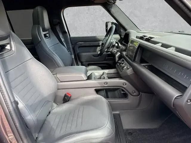 Gebraucht Land Rover Defender 635 PS (467 kW) 2025 Grau SUV