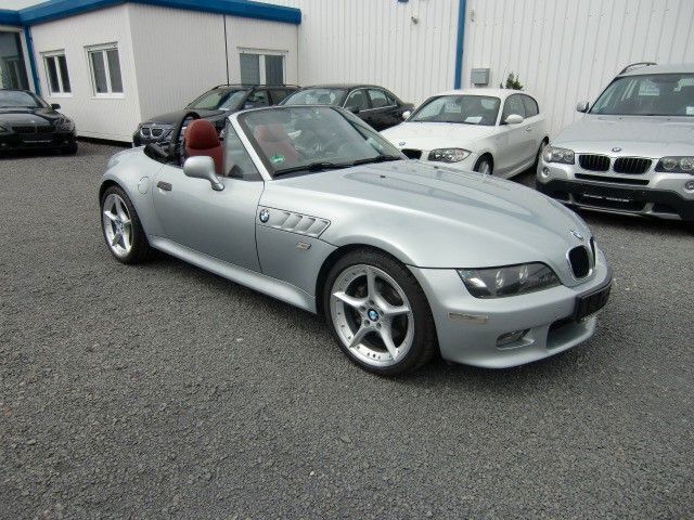 Silber Gebraucht 1998 BMW Z3 Cabrio | 15.900 € (Etwas zu teuer) - Bild 1/4