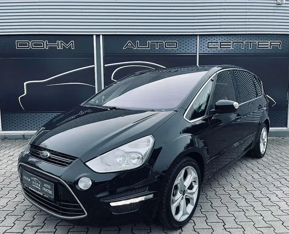 Gebraucht Ford S-MAX Titanium 163 PS (119 kW) 2010 Pantherschwarz metallic Van / Kleinbus