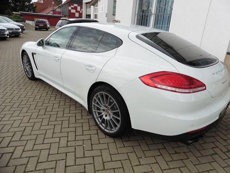 Gebraucht Porsche Panamera 310 PS (228 kW) 2015 Andere Limousine